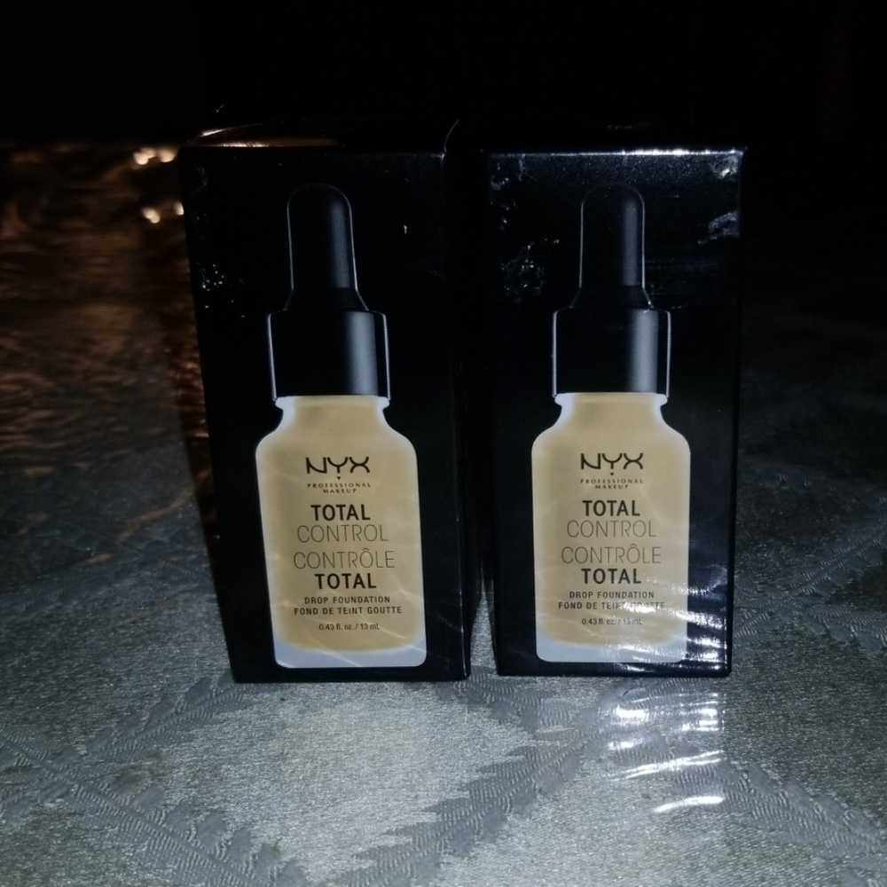2 NYX TOTAL CONTROL DROP FOUNDATION